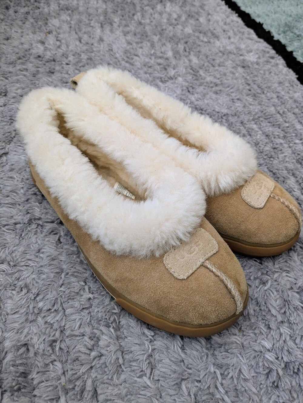 UGG® Australia "Rylan" Skimmer Slippers - size 7 - Picture 3 of 10